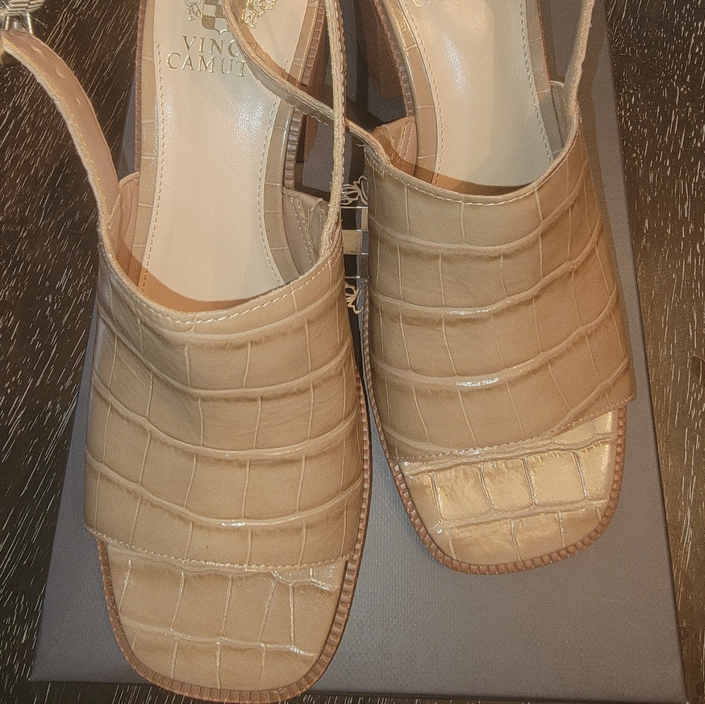 Beautiful brand new heels